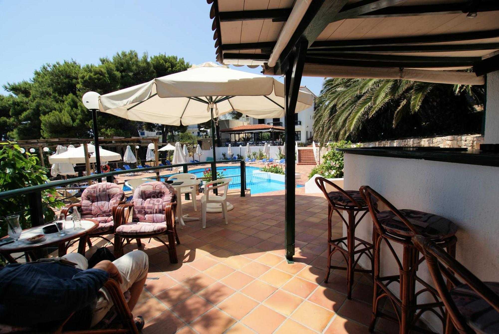 Paradise Hotel Patitírion Dış mekan fotoğraf