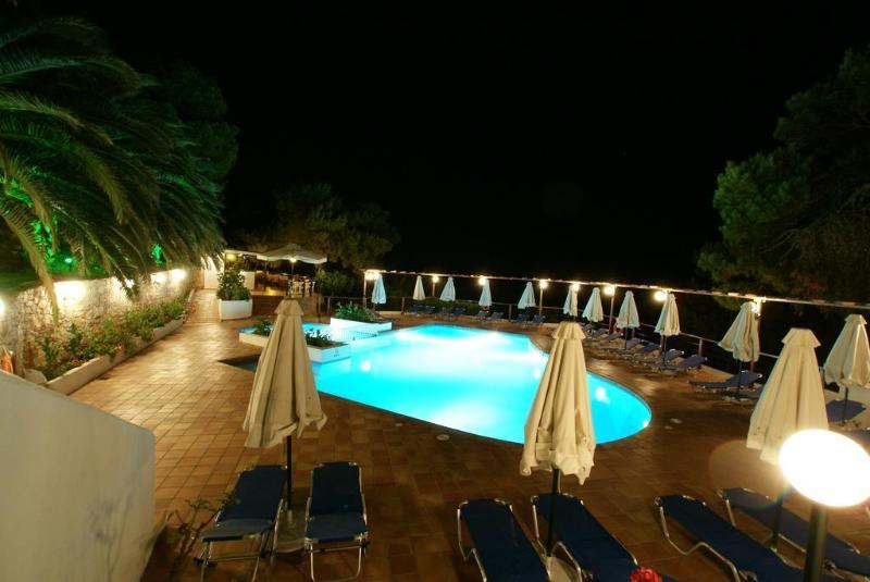 Paradise Hotel Patitírion Dış mekan fotoğraf